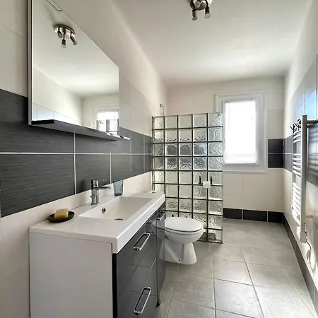 Charmante Maison Familiale Pour 10 Personnes A - Fr-1-309-511